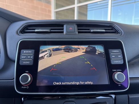 Used 2022 Nissan Leaf SV image 22