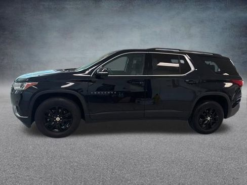 Used 2020 Chevrolet Traverse LT FWD image 11