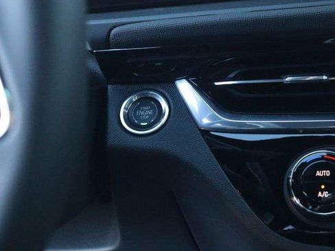 New 2026 Buick Envista Sport Touring FWD image 32