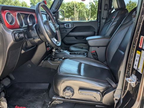 Used 2020 Jeep Gladiator Rubicon AWD/4WD image 5