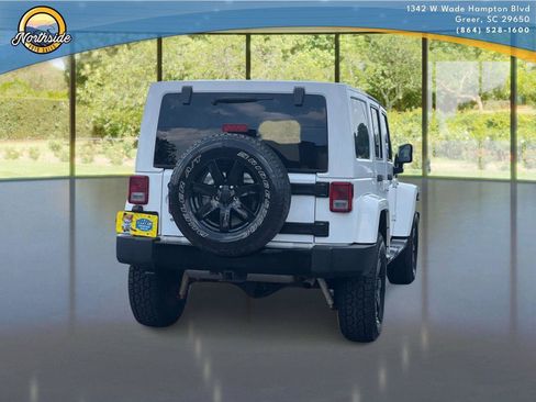 Used 2014 Jeep Wrangler Unlimited Sahara AWD/4WD image 6