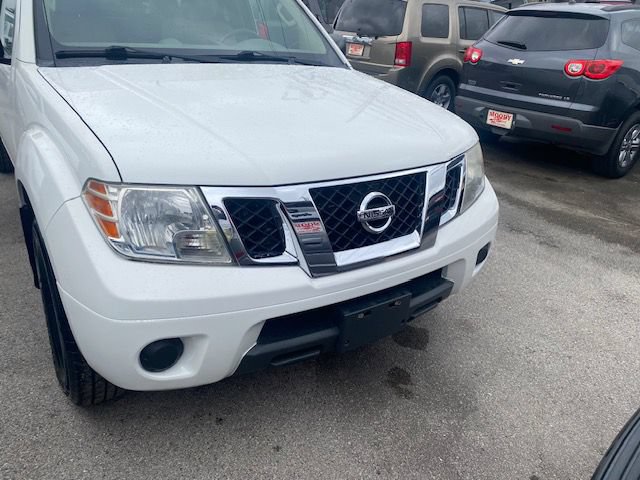 Used 2017 Nissan Frontier SV AWD/4WD image 4
