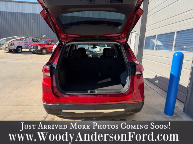 Used 2023 Chevrolet Equinox LT AWD/4WD image 6