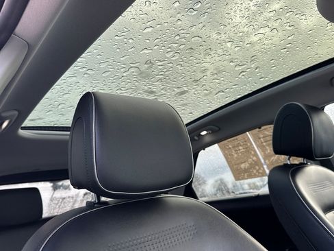 Used 2024 Hyundai Ioniq 5 Limited image 18