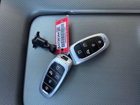 Used 2024 Hyundai Palisade SEL AWD/4WD image 18