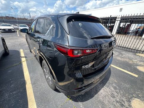 Used 2025 MAZDA CX-5 AWD 2.5 S w/ Preferred Package image 3