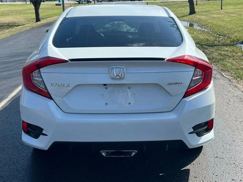 Used 2020 Honda Civic Sport image 6