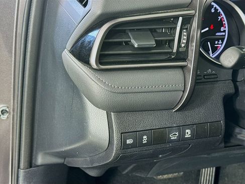 Used 2023 Toyota Camry XLE image 10