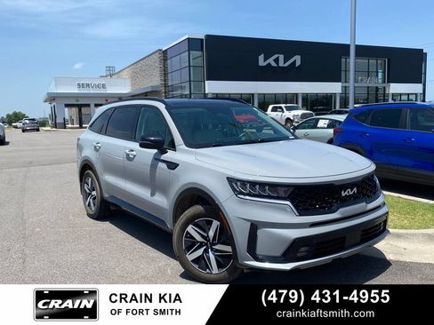Certified 2023 Kia Sorento EX w/ Panoramic Sunroof Package FWD image 1