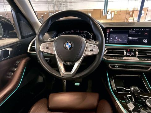 Used 2020 BMW X7 xDrive40i w/ Premium Package AWD/4WD image 5