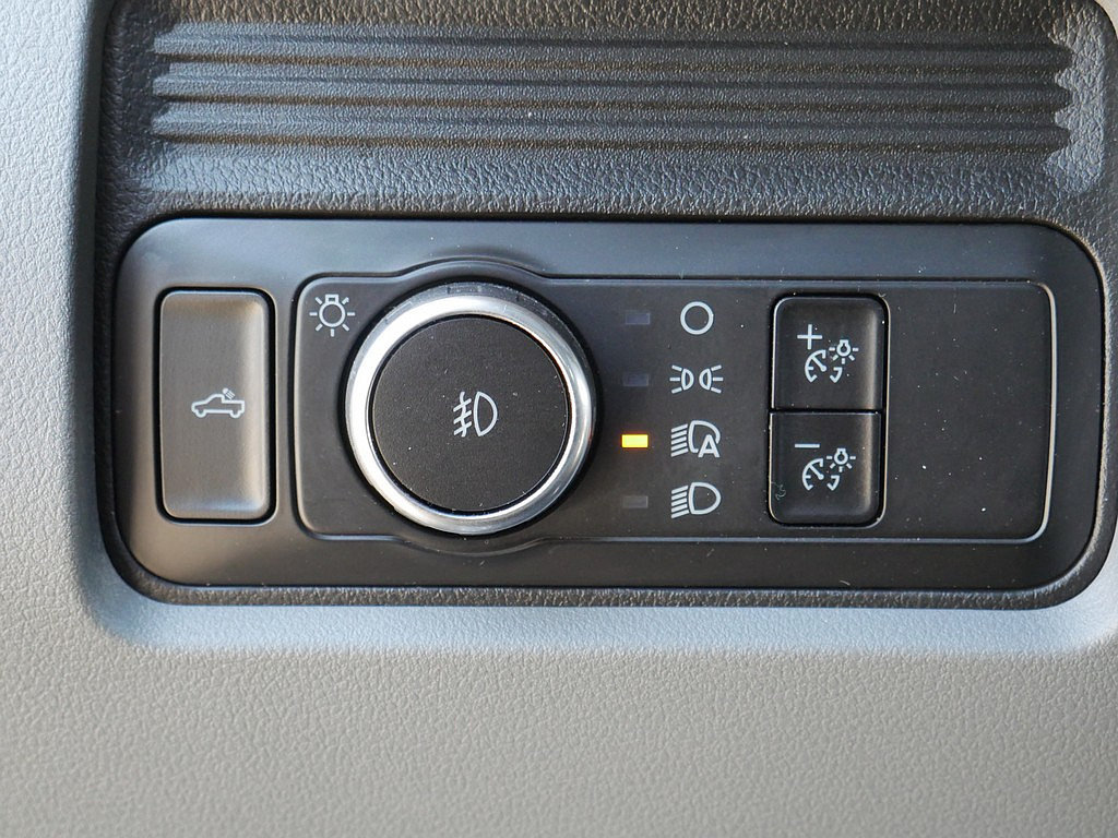 Used 2023 Ford F350 XLT AWD/4WD image 28