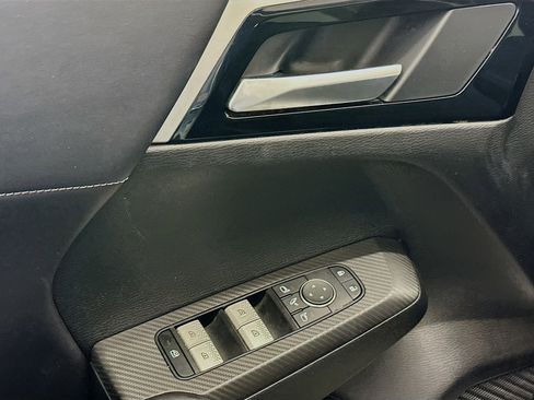 Used 2024 Mitsubishi Outlander SE image 15