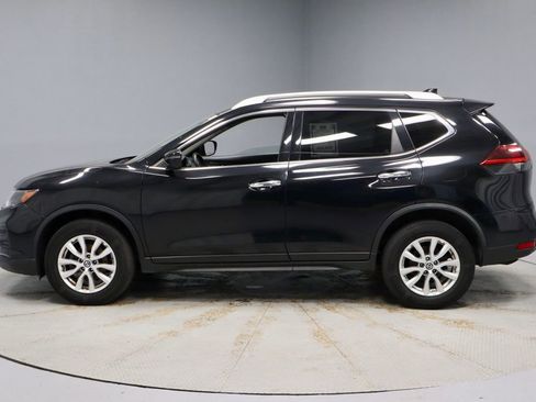 Used 2018 Nissan Rogue SV image 8