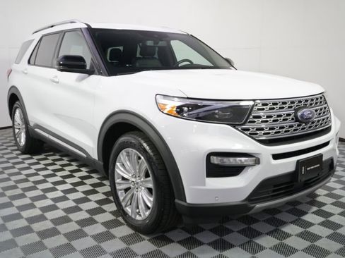 Used 2020 Ford Explorer Limited AWD/4WD image 9
