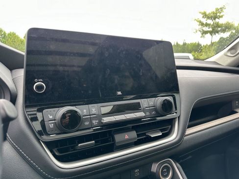 Certified 2024 Toyota Grand Highlander AWD image 12