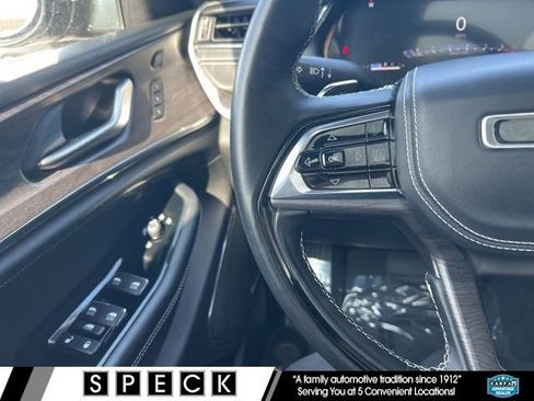 Used 2023 Jeep Grand Cherokee Overland w/ Adv Protech Group III image 13