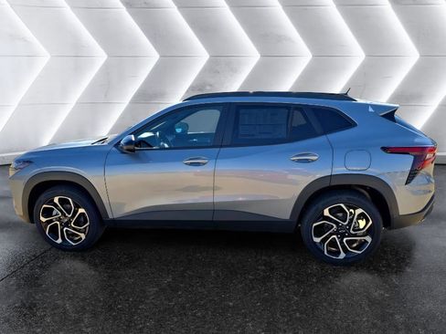 New 2026 Chevrolet Trax RS w/ Driver Confidence Package FWD image 8