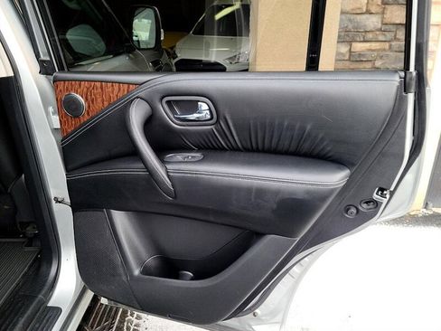 Used 2020 Nissan Armada SL w/ Premium Package image 28