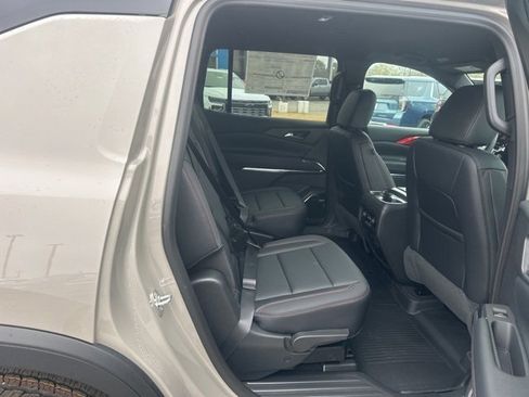 New 2026 Chevrolet Traverse Z71 image 31