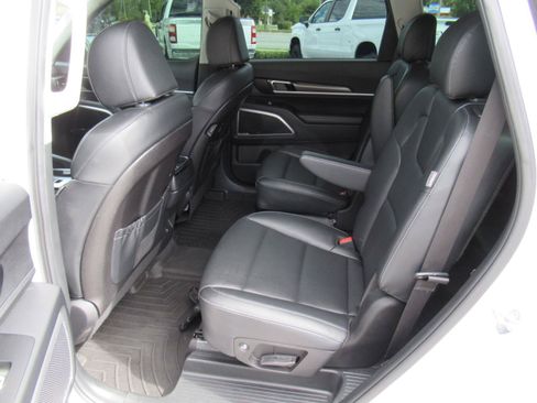 Used 2024 Kia Telluride S w/ S Sunroof Package FWD image 41