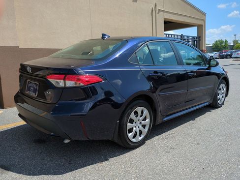 Used 2020 Toyota Corolla LE image 4