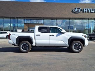 Used 2024 Toyota Tacoma TRD Off-Road video 2