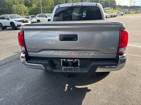 Used 2020 Toyota Tacoma SR5 AWD/4WD image 49