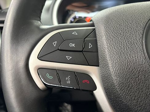 Used 2016 Jeep Cherokee Trailhawk w/ Comfort/Convenience Group image 35