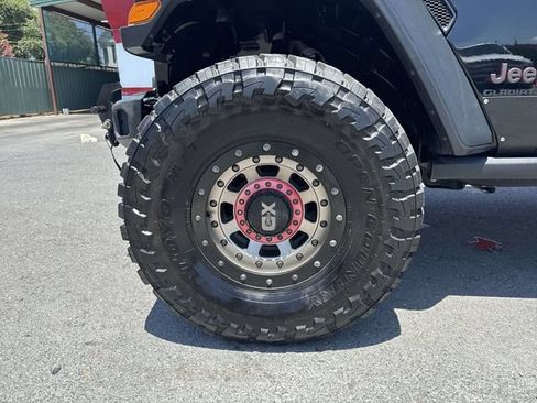 Used 2020 Jeep Gladiator Rubicon AWD/4WD image 10