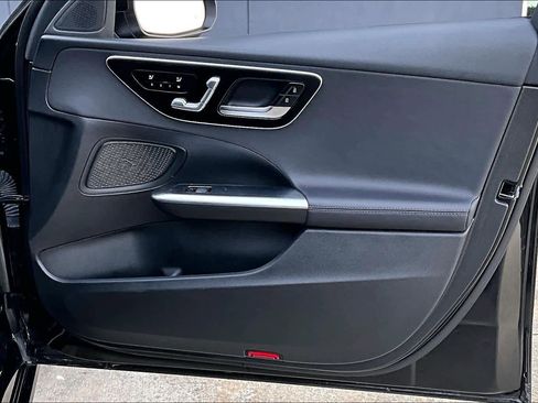 Used 2024 Mercedes-Benz C 300 4MATIC Sedan image 21