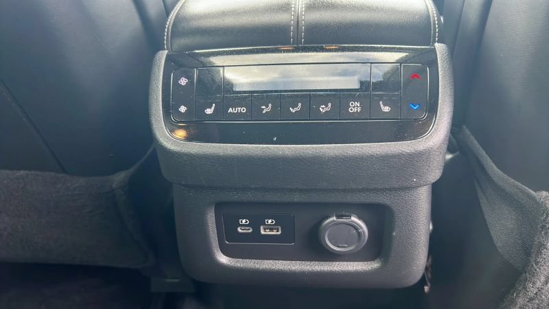 Used 2023 INFINITI QX60 Luxe AWD/4WD image 7