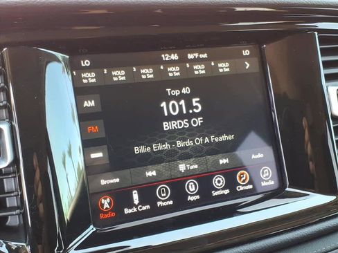 Used 2022 Dodge Durango SXT w/ Anodized Platinum Package image 35