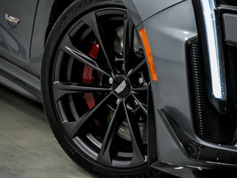 Used 2022 Cadillac CT4 V Blackwing w/ Carbon Fiber 1 Package image 4