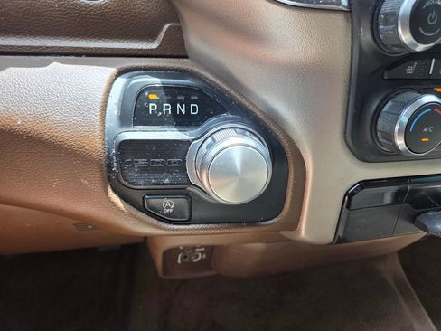 Used 2021 RAM 1500 Laramie RWD image 17