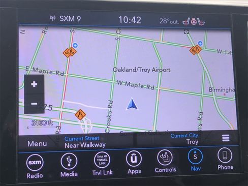 Used 2018 Chrysler Pacifica Touring-L Plus w/ Tire & Wheel Group image 29