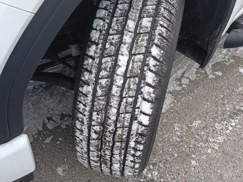 Used 2025 GMC Sierra 1500 Elevation image 9