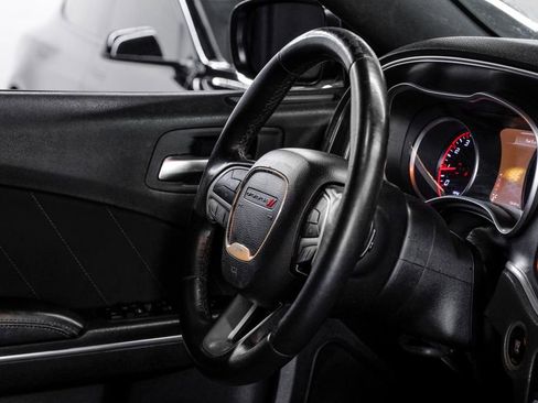 Used 2015 Dodge Charger SXT image 20