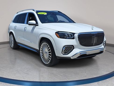 Used 2026 Mercedes-Benz Maybach GLS 600 4MATIC image 4