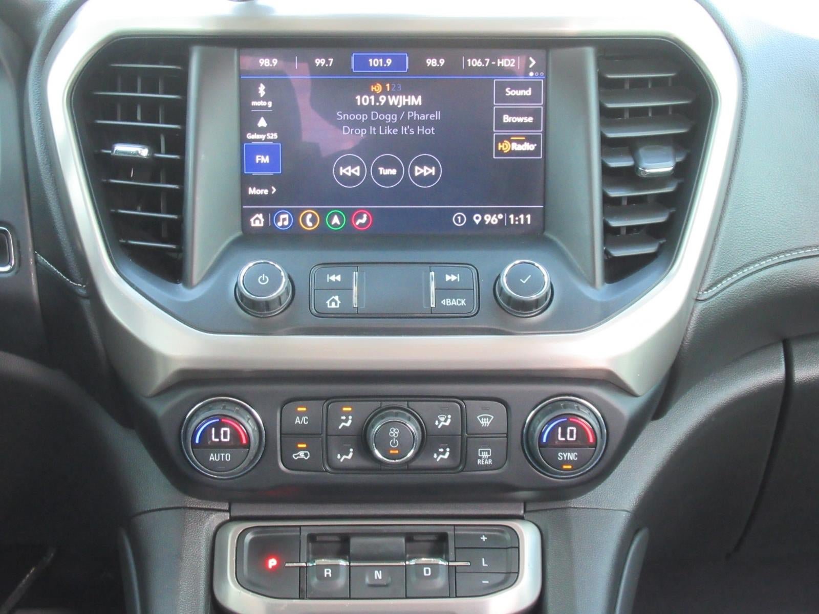 Used 2020 GMC Acadia Denali w/ Technology Package FWD image 15