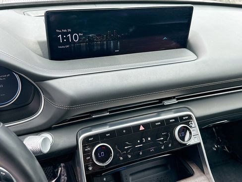 Used 2024 Genesis GV80 3.5T image 13