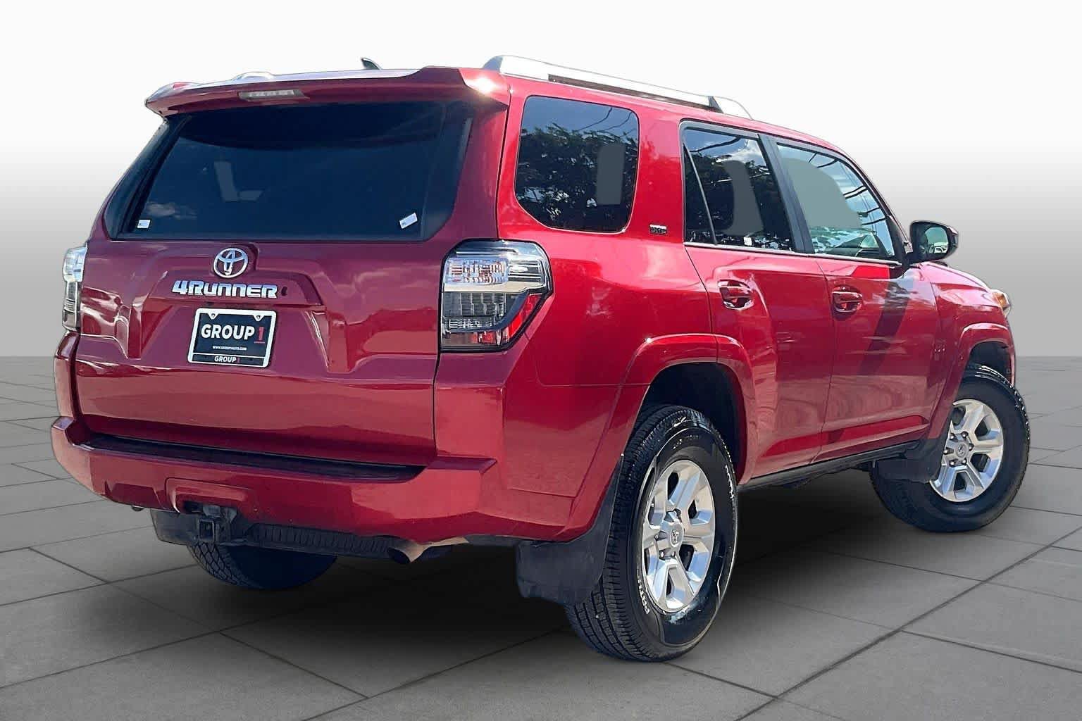 Used 2017 Toyota 4Runner SR5 RWD image 13