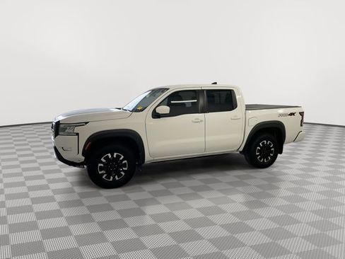 Used 2022 Nissan Frontier PRO-4X image 5