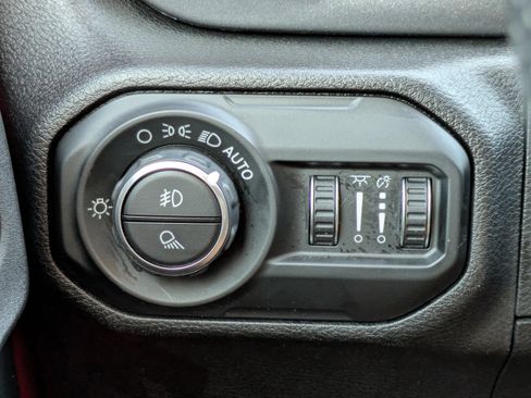 Used 2020 Jeep Gladiator Mojave image 30