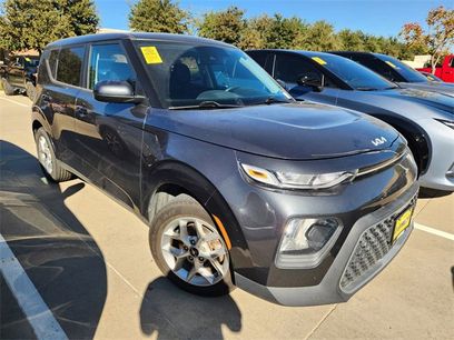 Used 2022 Kia Soul LX w/ Technology Package