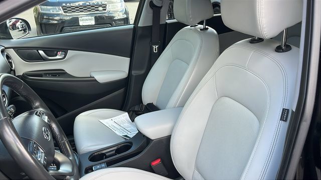 Used 2023 Hyundai Kona Limited w/ Cargo Package AWD/4WD image 11