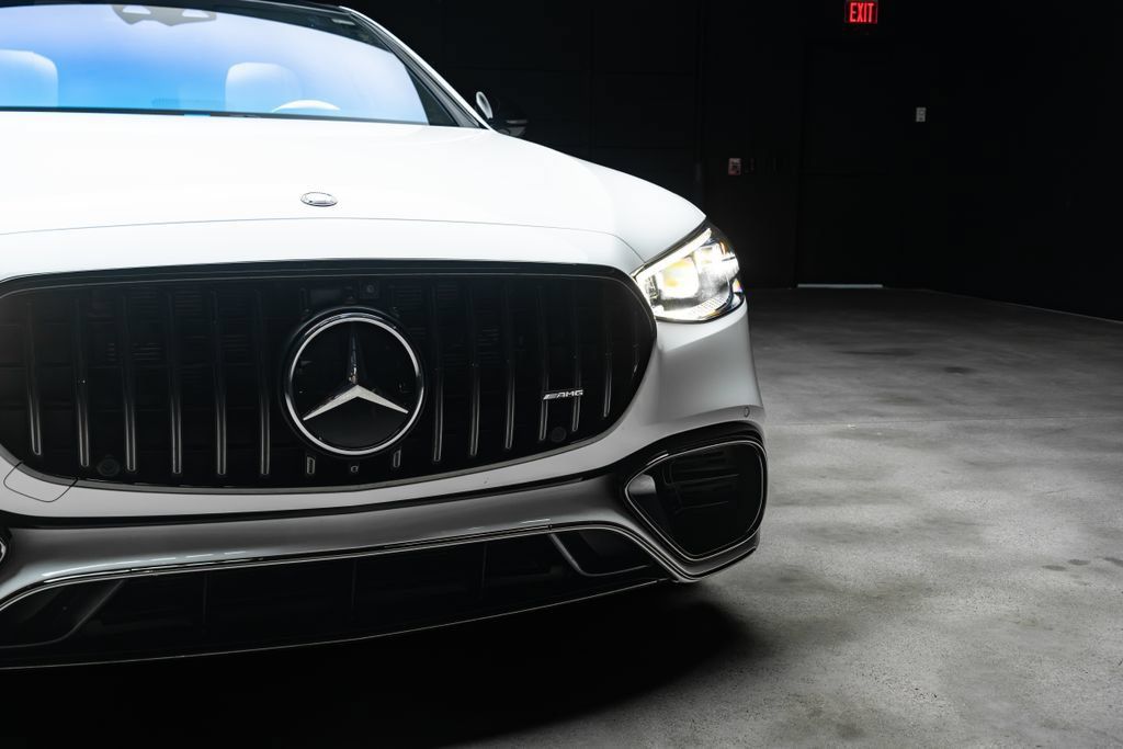 Used 2025 Mercedes-Benz S 63 AMG S image 5
