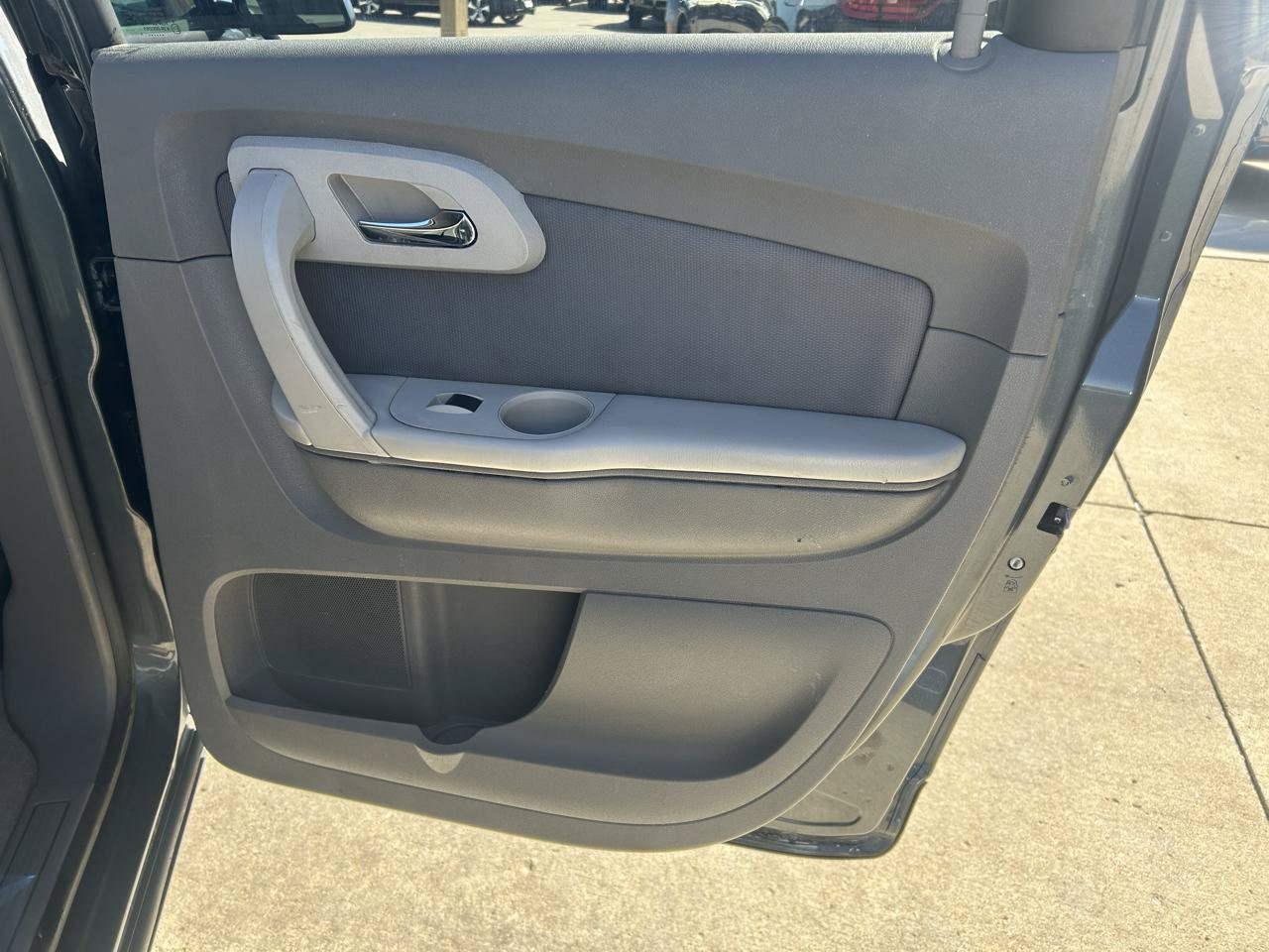 Used 2011 Chevrolet Traverse LS AWD/4WD image 16
