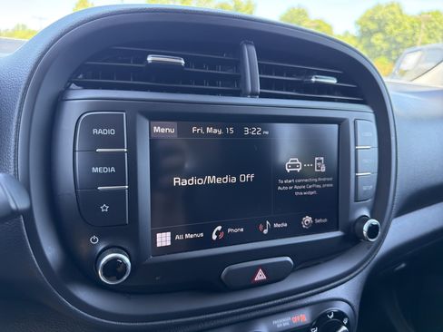 Used 2024 Kia Soul LX w/ Option Group 015 FWD image 5