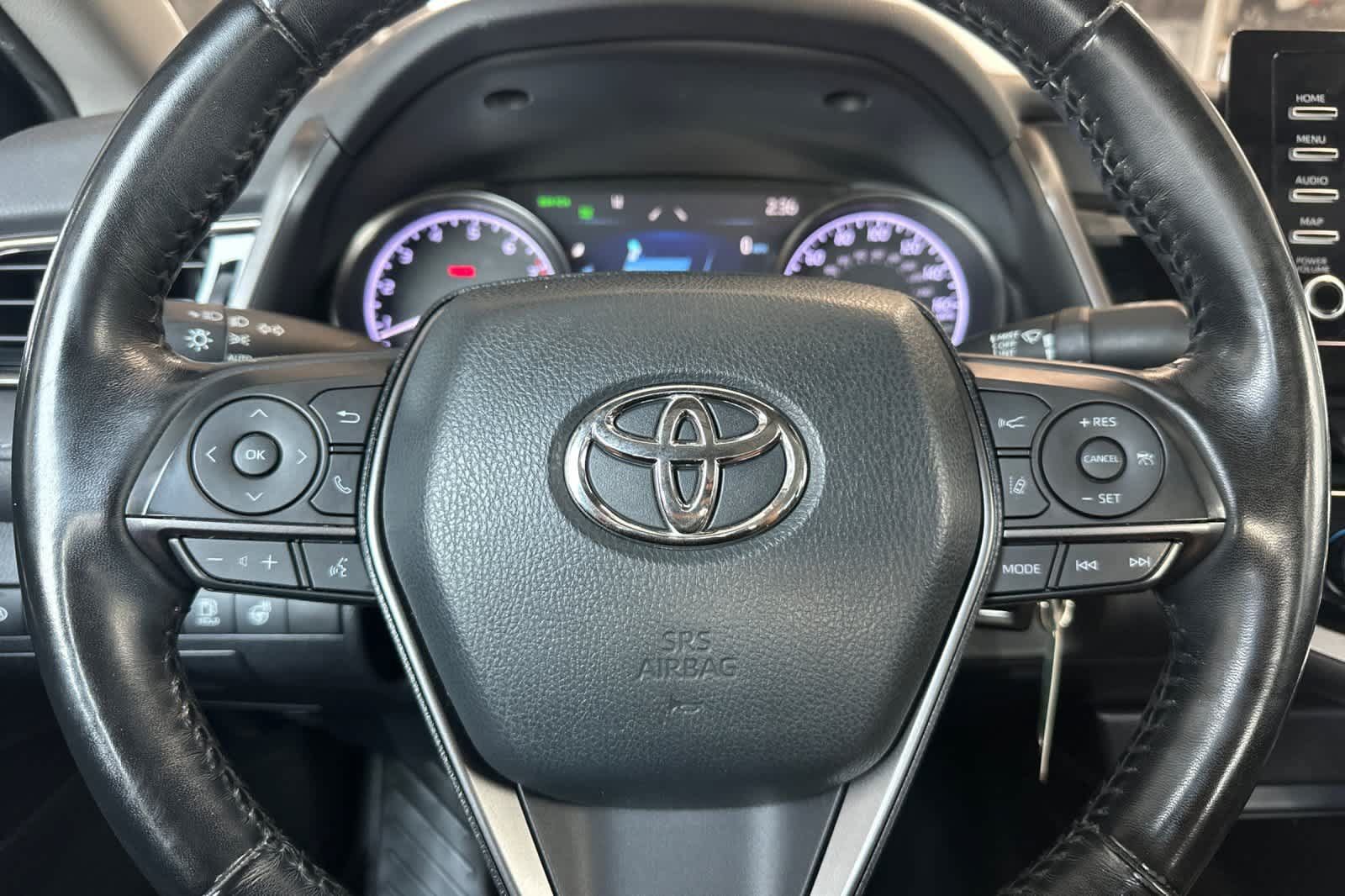 Used 2022 Toyota Camry SE w/ Cold Weather Package AWD/4WD image 23