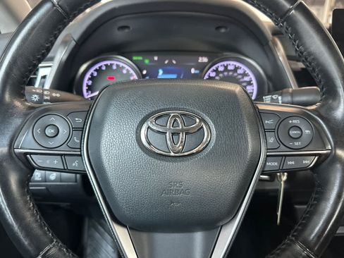 Used 2022 Toyota Camry SE w/ Cold Weather Package AWD/4WD image 23